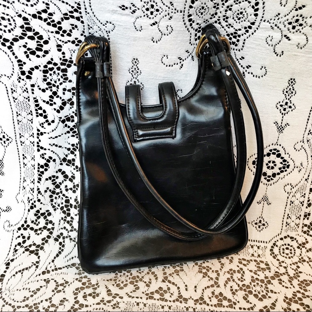 Vintage Shoulder Bag 🖤 - Picture 5 of 8